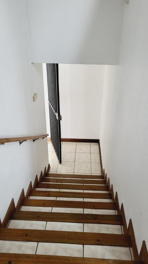 Don Carlos Place Upper Unit Alajuela ภายนอก รูปภาพ