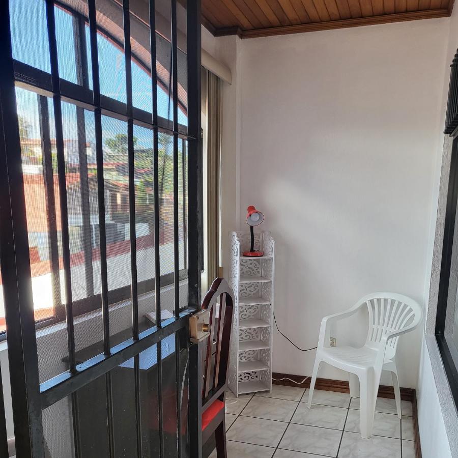 Don Carlos Place Upper Unit Alajuela ภายนอก รูปภาพ